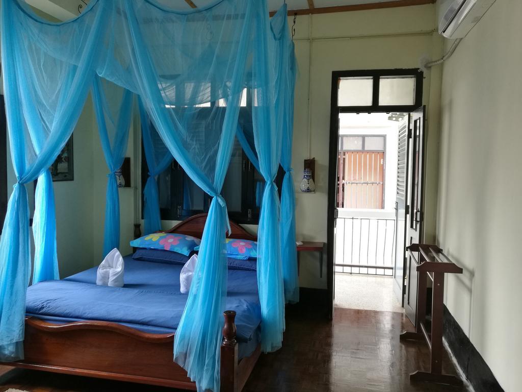 לואנג פרבאנג Viradesa Guesthouse מראה חיצוני תמונה