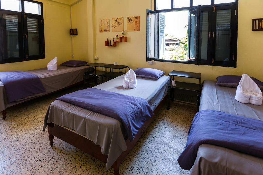 לואנג פרבאנג Viradesa Guesthouse מראה חיצוני תמונה