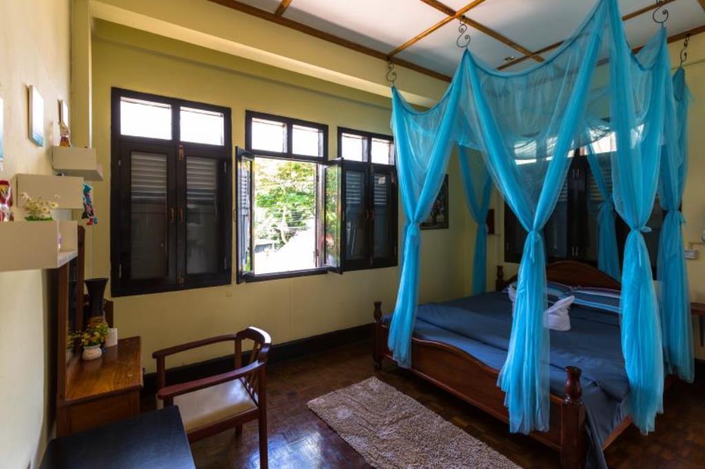לואנג פרבאנג Viradesa Guesthouse מראה חיצוני תמונה