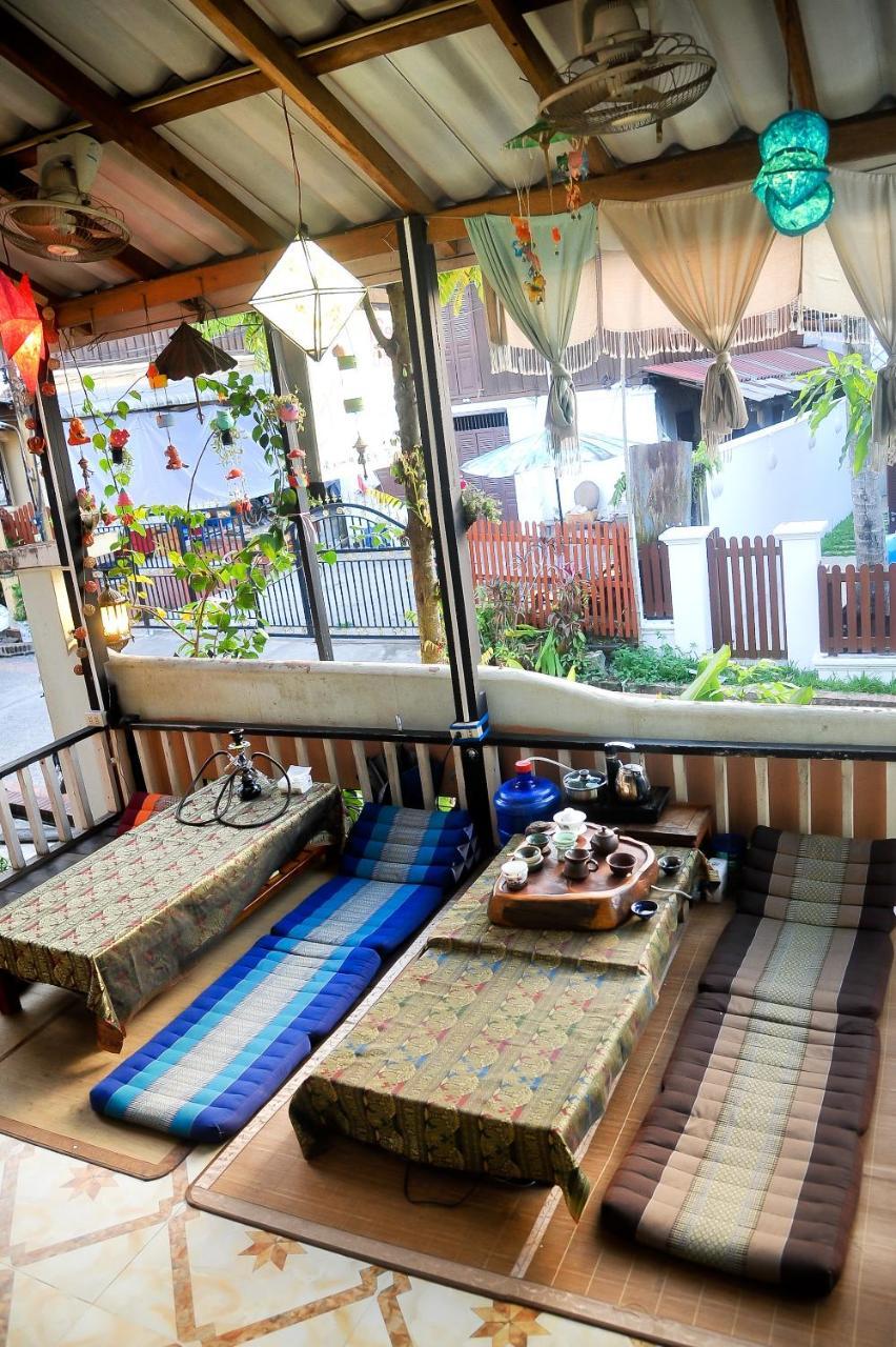 לואנג פרבאנג Viradesa Guesthouse מראה חיצוני תמונה