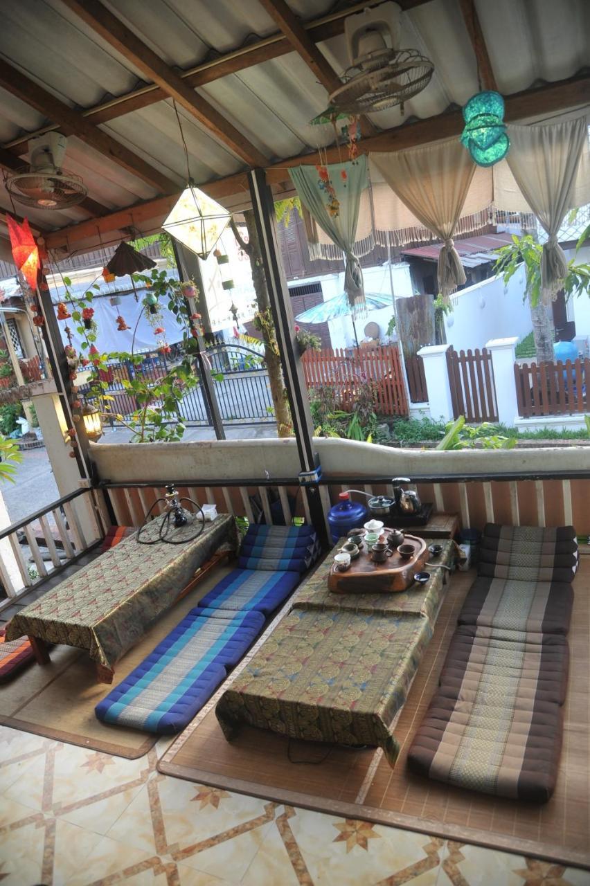 לואנג פרבאנג Viradesa Guesthouse מראה חיצוני תמונה
